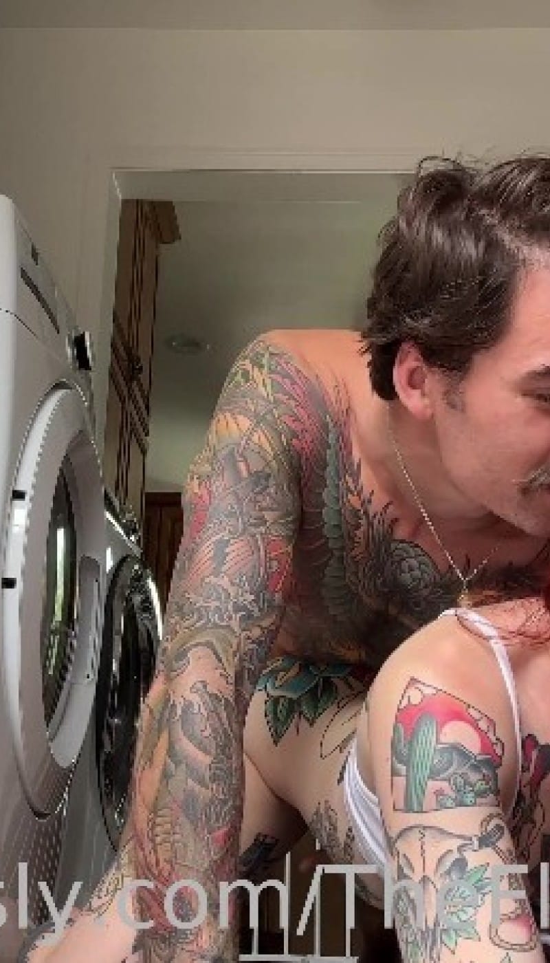 [Fansly-Thefleshmechanic] Helping @lovelesssuicide With Laundry [2160p]