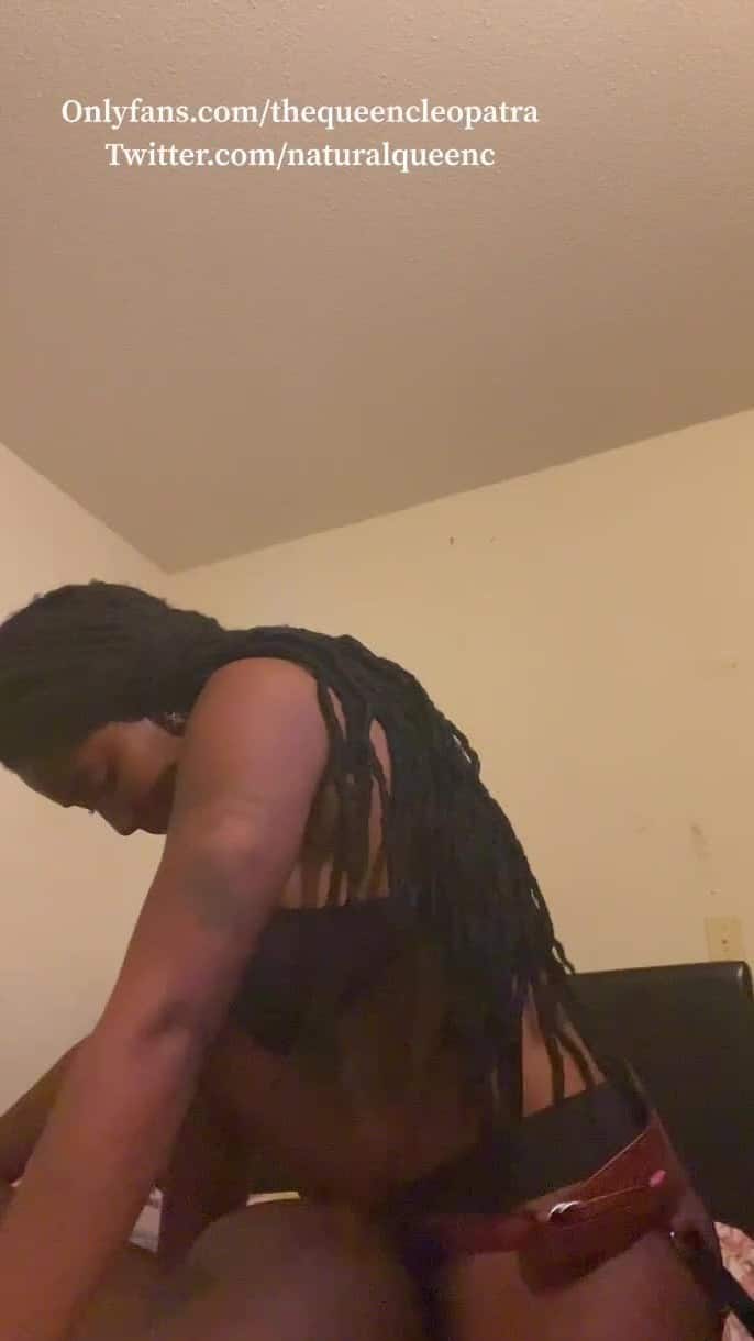 [OnlyFans] Thequeencleopatra - Worked His Ass Out From Start To Finish [1280p]